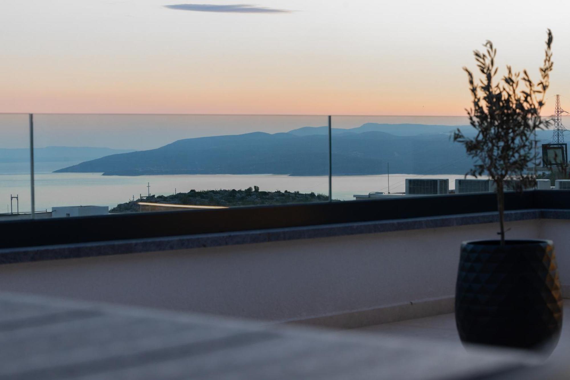 Silva Maris Apartments Makarska Exteriör bild