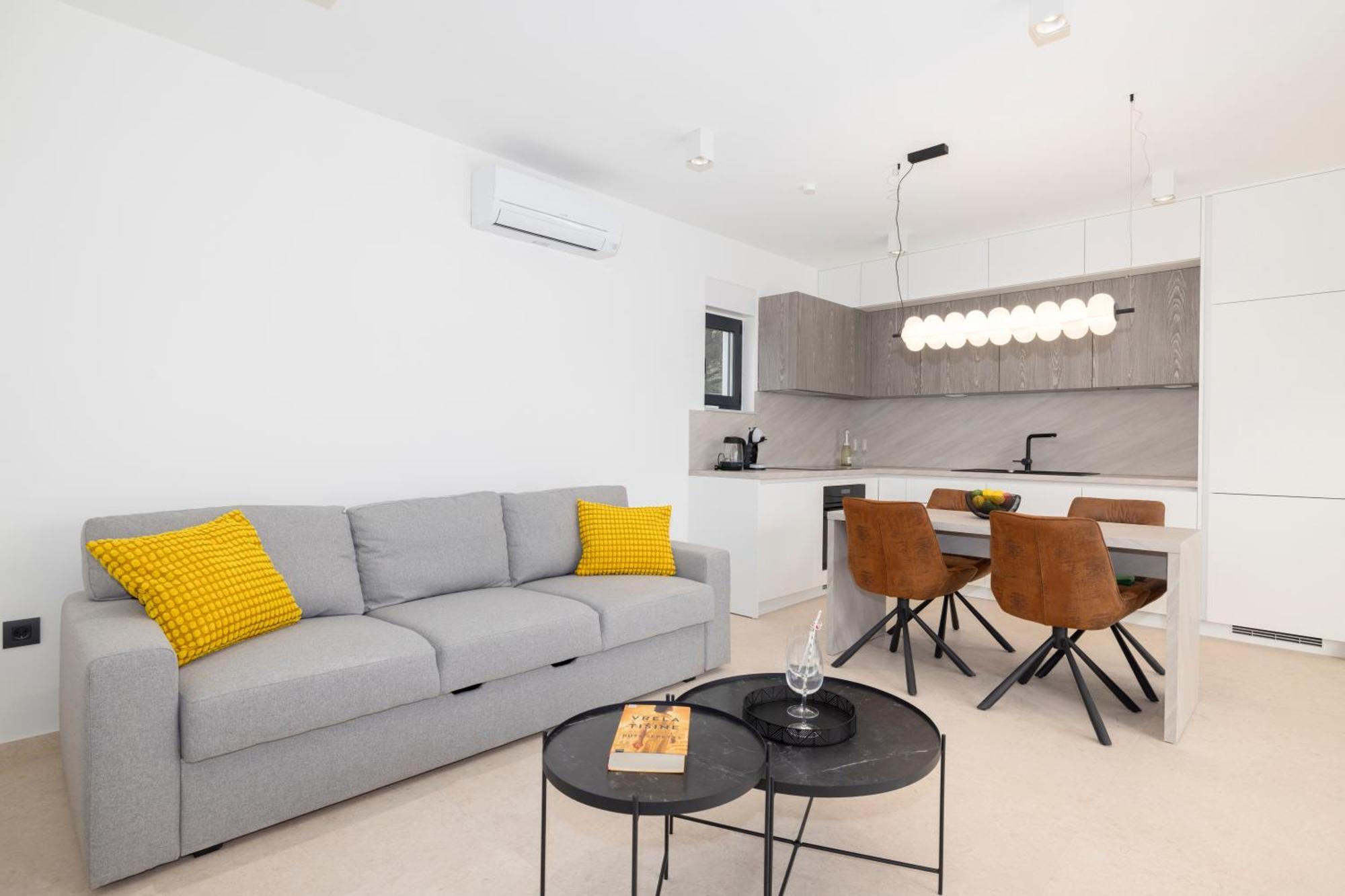 Silva Maris Apartments Makarska Exteriör bild